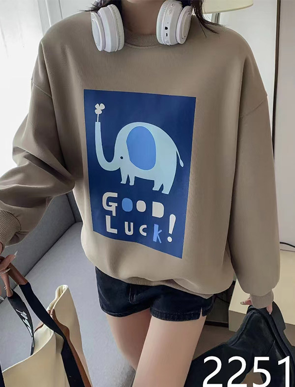 休閑服裝