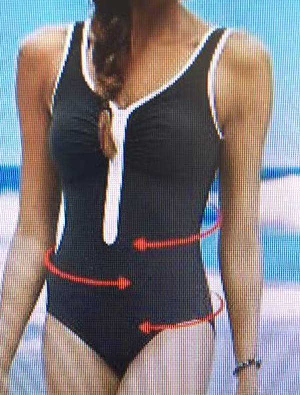 夏日泳裝